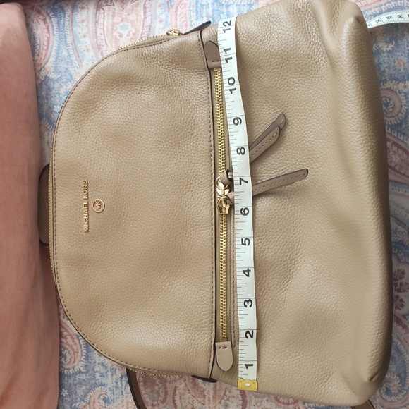 Michael Kors backpack - Picture 13 of 16